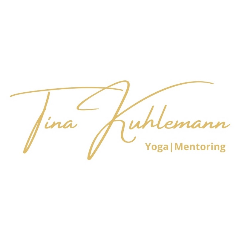 Tina Kuhlemann - ONLINE Yoga | ONLINE Mentoring für Yogalehrerinnen