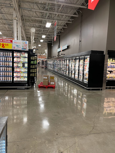 Grocery Store «H-E-B Grocery», reviews and photos, 7811 McPherson Rd, Laredo, TX 78045, USA