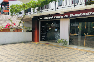Cartwheel Cafe & Restaurant image