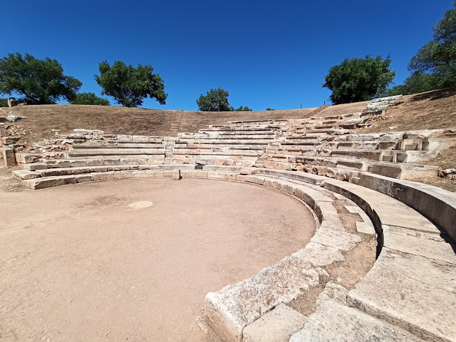 Αρχαίο Θέατρο Απτέρας