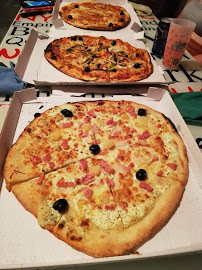 Plats et boissons du Pizzeria BB PIZZAS Feu de bois à Argelès-sur-Mer - n°10