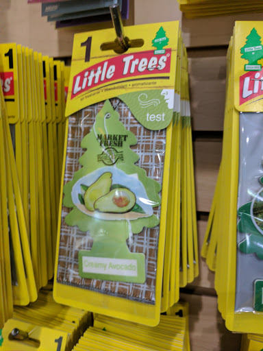 Car Wash «Rogers Park Hand Car Wash», reviews and photos, 6830 N Clark St, Chicago, IL 60626, USA