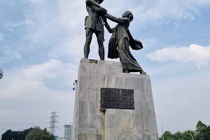 Tani Monument image