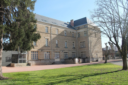 Ensemble scolaire Edmond Michelet - site Notre-Dame Jeanne-d'Arc à Brive-la-Gaillarde