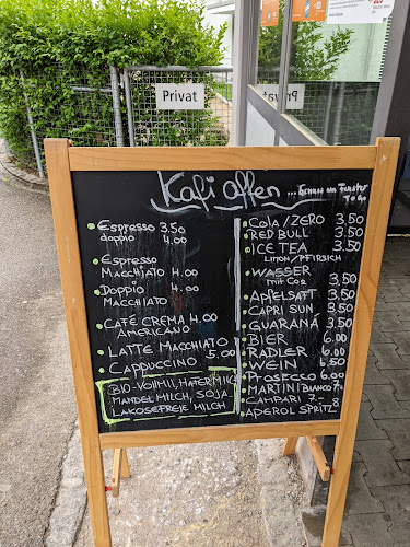 Rezensionen über Kafi offen in Zürich - Café