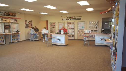 Cell Phone Store «Verizon Authorized Retailer, TCC», reviews and photos, 15611 Hall Rd, Macomb, MI 48044, USA