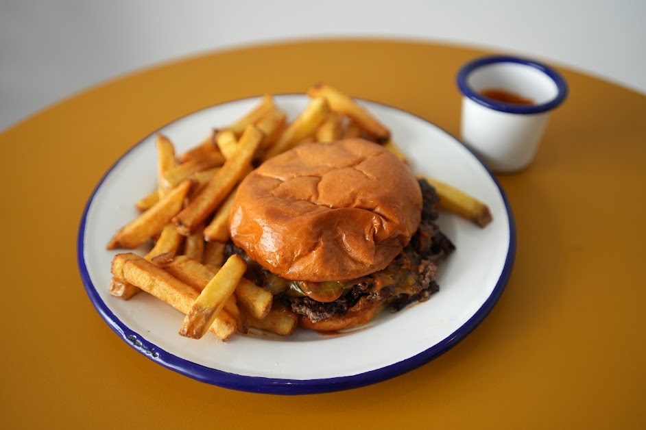 MANDO - Smash Burger à Nantes