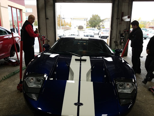 Tire Shop «Discount Tire Store - Oak Lawn, IL», reviews and photos, 6635 95th St, Oak Lawn, IL 60453, USA