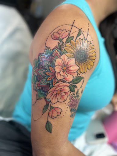 Explore tattoos on hand ideas, creative tattoo ideas in Round Rock, available at Supernova Tattoo Parlour