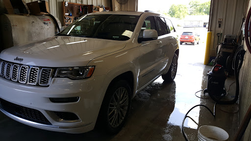 Car Dealer «Lucas-Smith Chrysler Center», reviews and photos, 1600 Parkway W, Festus, MO 63028, USA