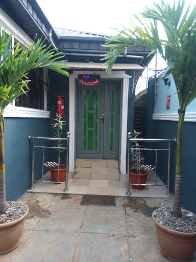 House 16 Hotel, Obodeh St, Onilu Village, Lagos, Nigeria, Hotel, state Lagos