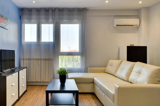 Apartamentos Turísticos San Lázaro Zaragoza