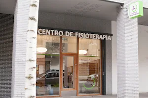 Centro de Fisioterapia Sara Ruiz Arrugaeta image
