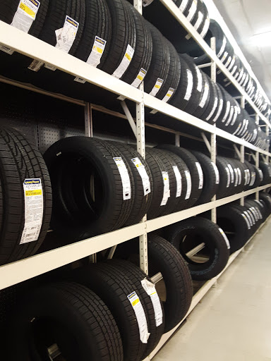 Auto Parts Store «Pep Boys Auto Parts & Service», reviews and photos, 106 Market Pl Blvd, Knoxville, TN 37922, USA