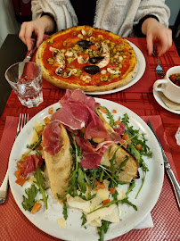 Pizza du Restaurant La Sardegna Da Paolo à Sallanches - n°3