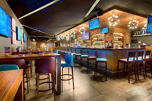The Huddle Sports Bar & Grill - Bur Dubai image