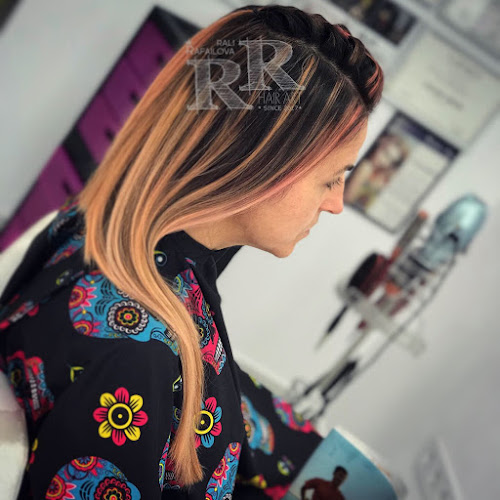 Ralitsa Petrova Hair Artist - Салон за красота