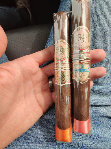 Tobacco Shop «Tobacco Cabana», reviews and photos, 265 Hickerson St, Cedar Hill, TX 75104, USA