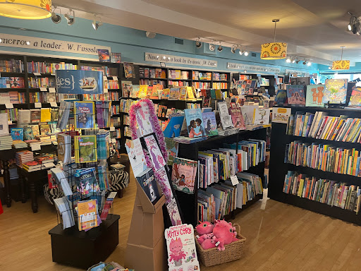 Book Store «Pages: a bookstore», reviews and photos, 904 Manhattan Ave, Manhattan Beach, CA 90266, USA