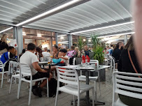 Atmosphère du Restaurant français Le Tamarin à Gruissan - n°14