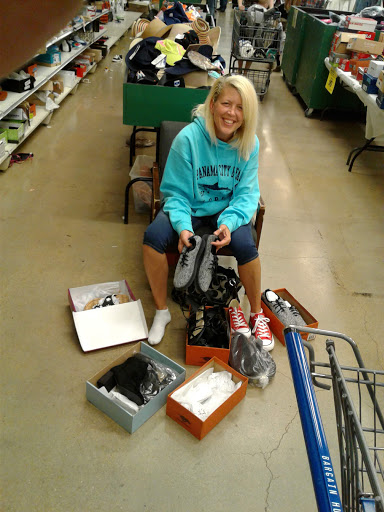 Discount Store «Bargain Hunt», reviews and photos, 821 S James Campbell Blvd, Columbia, TN 38401, USA