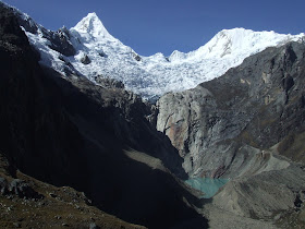 Shumak Alpamayo ( Huaraz )