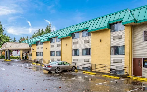 Quality Inn & Suites Lacey Olympia image