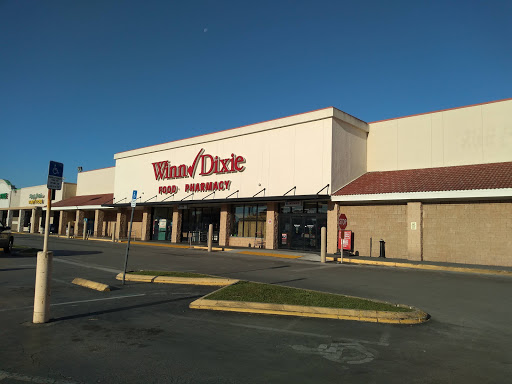 Grocery Store «Winn-Dixie», reviews and photos, 3792 S Suncoast Blvd, Homosassa, FL 34448, USA