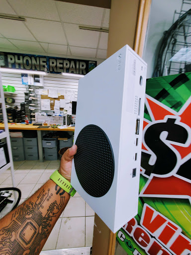 Computer Store «Computer Guys of Dallas Phone, Tablet, Gaming, Electronic Repair», reviews and photos, 1401 S Buckner Blvd #115, Dallas, TX 75217, USA