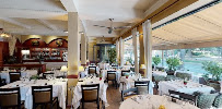 Atmosphère du Restaurant Le Perroquet à Antibes - n°13