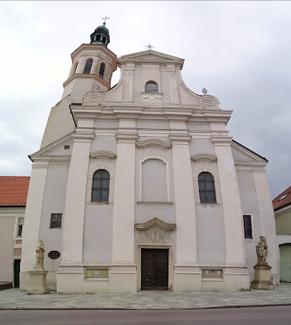 Katholische Kirche Zistersdorf (Kreuzerhöhung)
