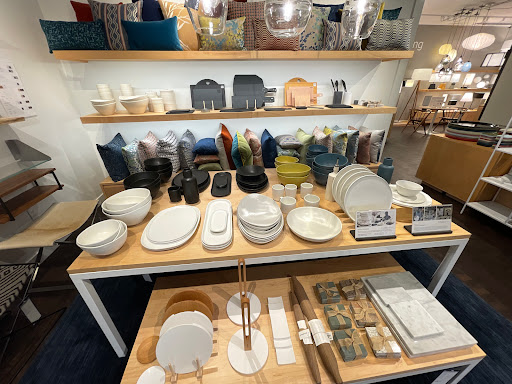 Furniture Store «Room & Board», reviews and photos, 2675 NE University Village St, Seattle, WA 98105, USA