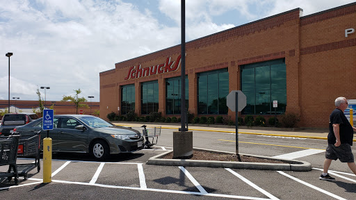 Grocery Store «Schnucks», reviews and photos, 9540 Watson Rd, St Louis, MO 63126, USA