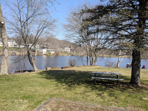 Convenience Store «Mill Pond Country Store», reviews and photos, 220 East St, Stafford Springs, CT 06076, USA