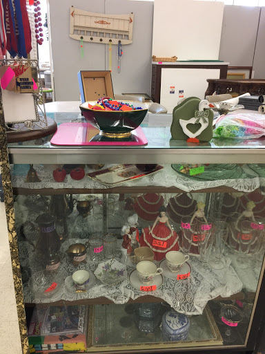 Home Improvement Store «Habitat For Humanity ReStore», reviews and photos