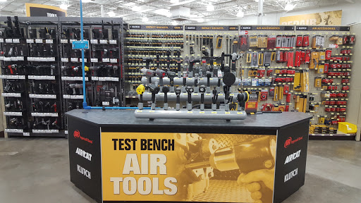 Tool Store «Northern Tool + Equipment», reviews and photos, 3906 W Hillsborough Ave, Tampa, FL 33614, USA