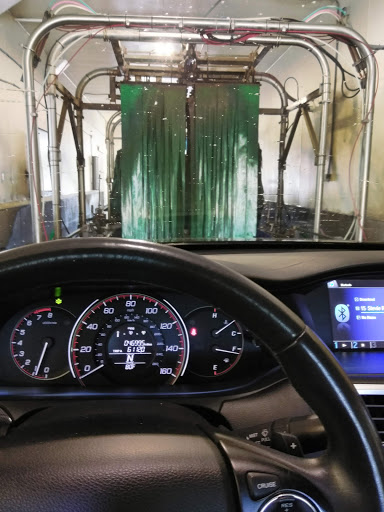 Car Wash «Clean & Green Car Wash and Detailing Center», reviews and photos, 355 Boston Post Rd W, Marlborough, MA 01752, USA