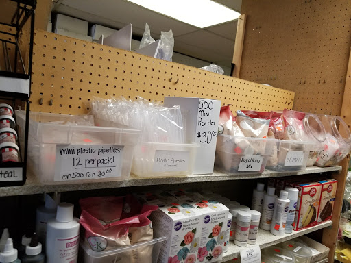 Baking Supply Store «Cake Supplies», reviews and photos, 8805 S Roberts Rd, Hickory Hills, IL 60457, USA