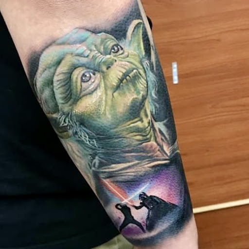 Explore female shoulder tattoo ideas, creative tattoo ideas in San Diego, available at SD Tattoo