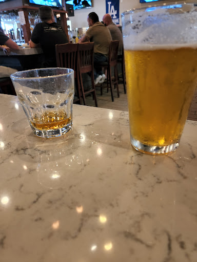 Shopping Mall «Huntington Harbor Mall», reviews and photos, 16847 Algonquin St, Huntington Beach, CA 92649, USA