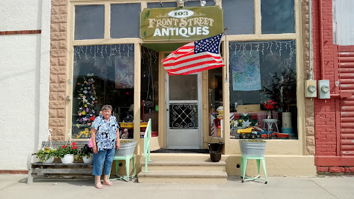 Front Street Antiques