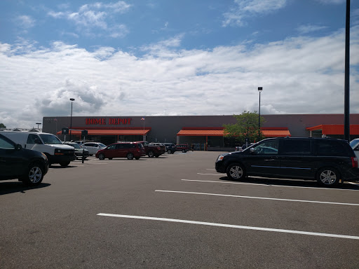 Home Improvement Store «The Home Depot», reviews and photos, 4646 28th St SE, Grand Rapids, MI 49512, USA