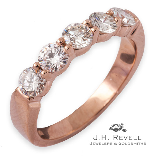 Jewelry Store «Revell Jewelers», reviews and photos, 904 Middle Rd, Bettendorf, IA 52722, USA