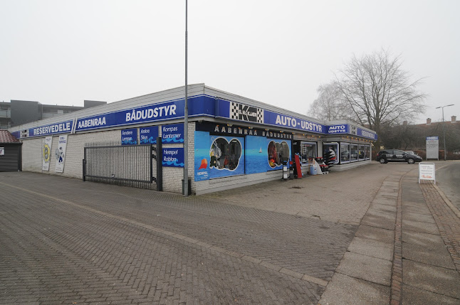 S N Kjær Autoudstyr // Aabenraa bådudstyr - Indkøbscenter