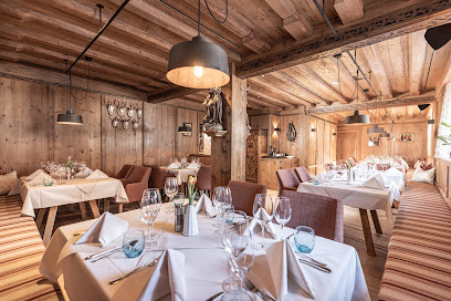 Connys – Original Tiroler Wirtshaus | Restaurant · Bed & Breakfast