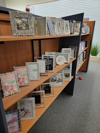 Clothing Store «Burlington Coat Factory», reviews and photos, 4801 McKnight Rd #42, Pittsburgh, PA 15237, USA