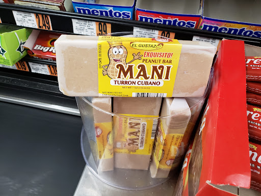 Supermarket «Rowes Supermarket», reviews and photos, 8595 Beach Blvd #329, Jacksonville, FL 32216, USA