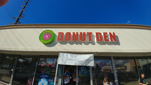 Donut Shop «DONUT DEN», reviews and photos, 4257 Pacific Coast Hwy, Torrance, CA 90505, USA