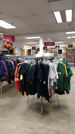 Non-Profit Organization «St. Vincent de Paul - Chad Main Office and Thrift Store», reviews and photos, 2890 Chad Dr, Eugene, OR 97408, USA