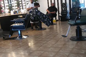 Salon & Barber Shop image